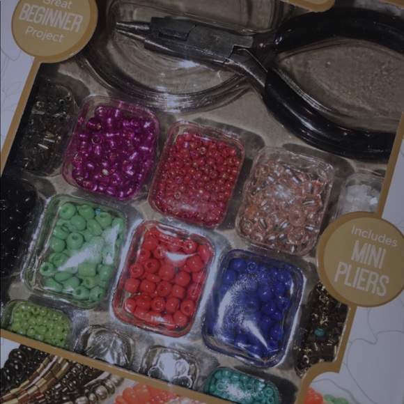 Bracelet Maker - Picture 2 of 2